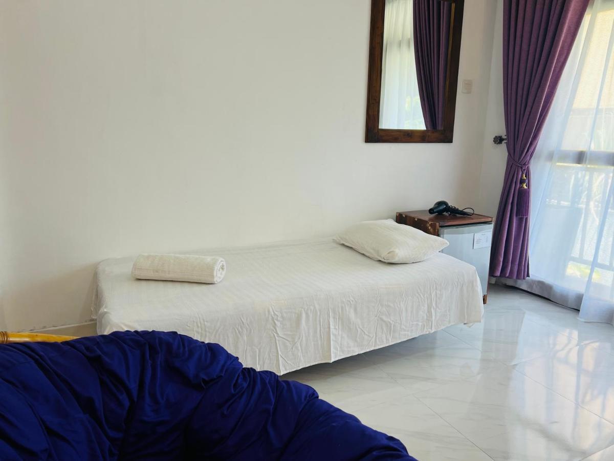 Heaven Breeze Hotel Kandy Exterior photo