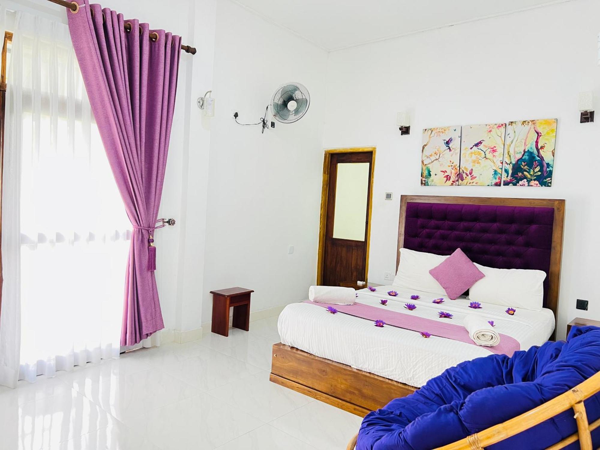 Heaven Breeze Hotel Kandy Exterior photo